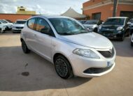 Lancia Ypsilon 1.0 FireFly 5 porte S&S Hybrid Ecochic Gold