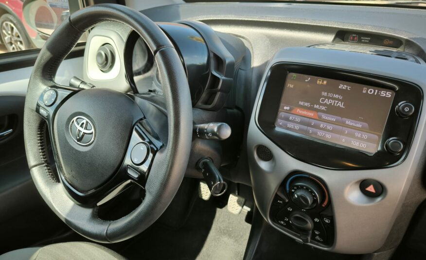 Toyota Aygo 1.0 VVT-i 72 CV 5 porte x-clusiv Connec