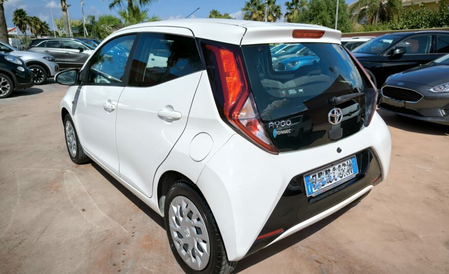 Toyota Aygo 1.0 VVT-i 72 CV 5 porte x-clusiv Connec