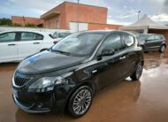 Lancia Ypsilon 1.0 FireFly 5 porte S&S Hybrid Gold Plus