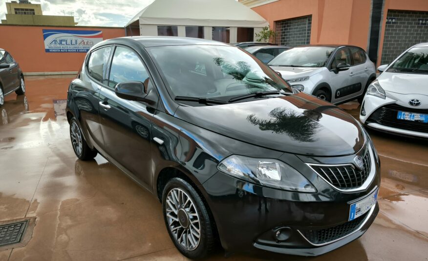 Lancia Ypsilon 1.0 FireFly 5 porte S&S Hybrid Gold Plus